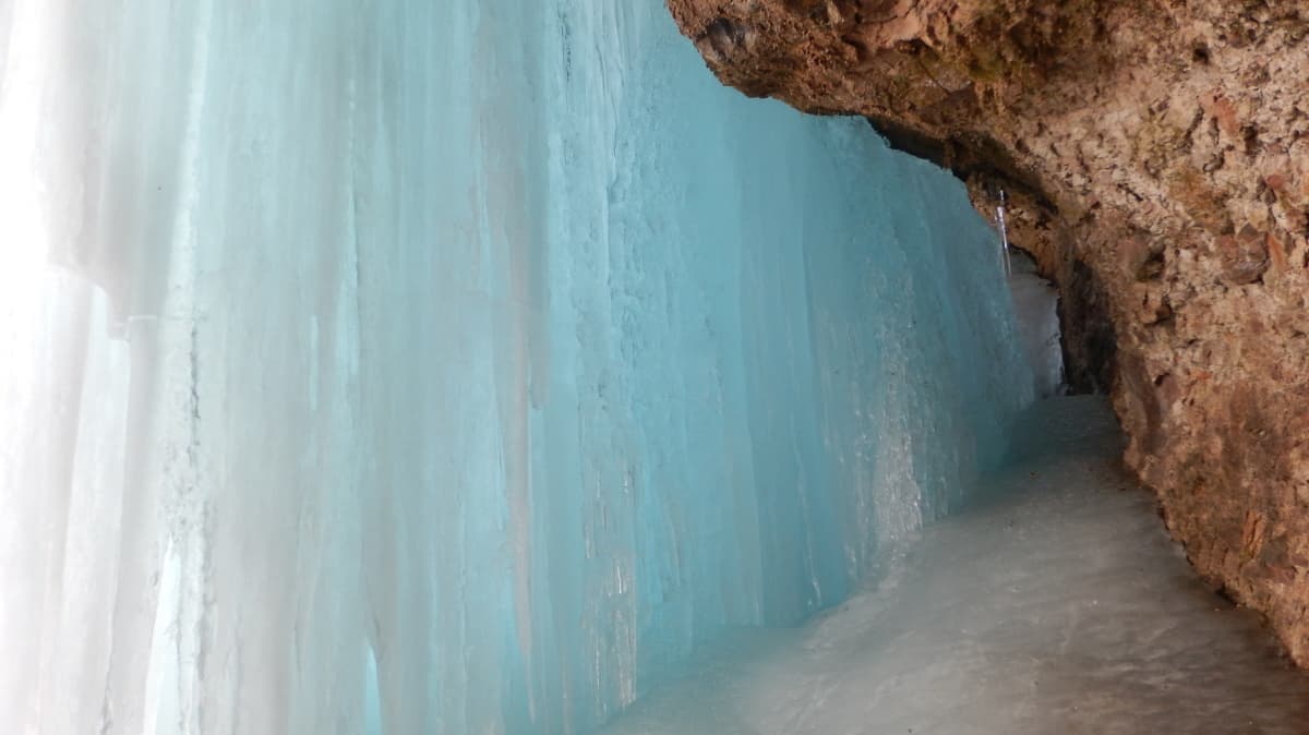 氷瀑　庵滝　日光