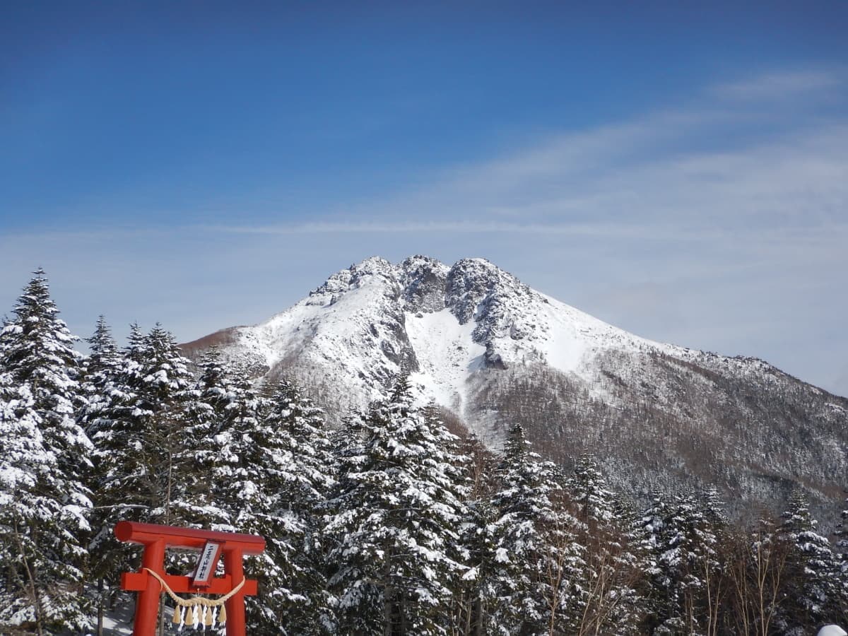 鳥居　日光白根山